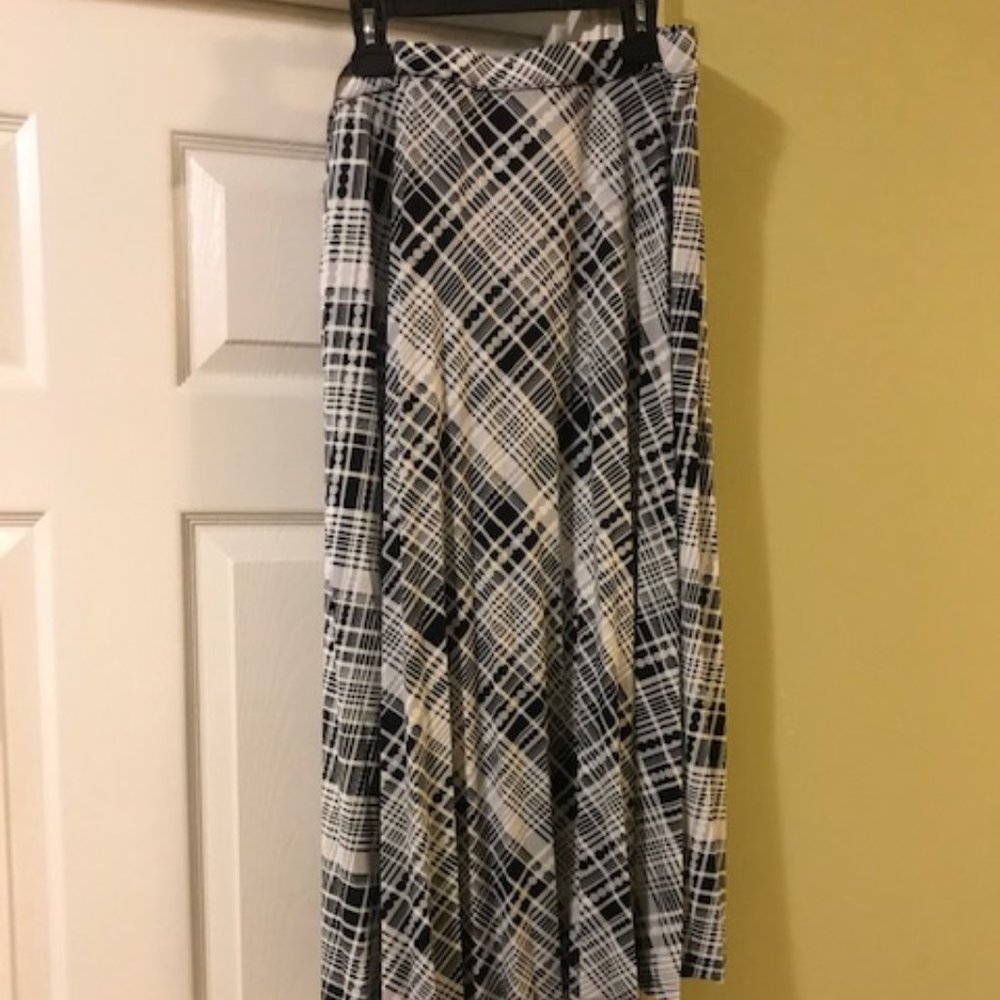 PLAID PLEATED SKIRT
